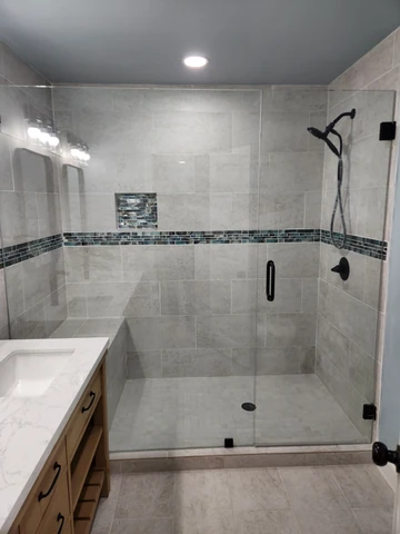 Tiled walk-in shower in a Dallas, TX bathroom remodel
